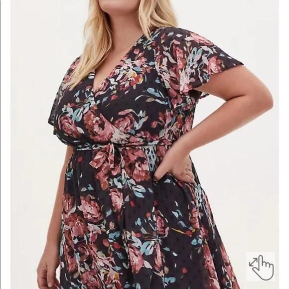 TORRID supplice  FAUX WRAP midi DRESS SWISS DOT FLORAL DARK GREY‎ plus size 4 - Picture 3 of 15